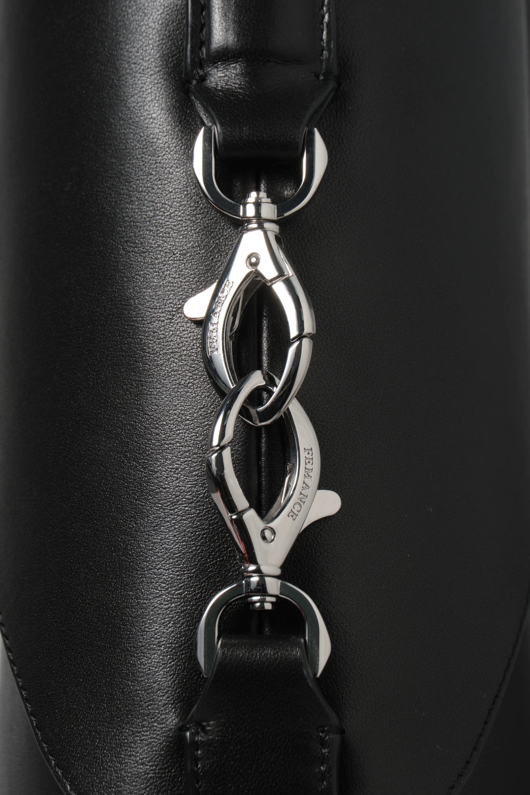 Coquina Bucket - Black